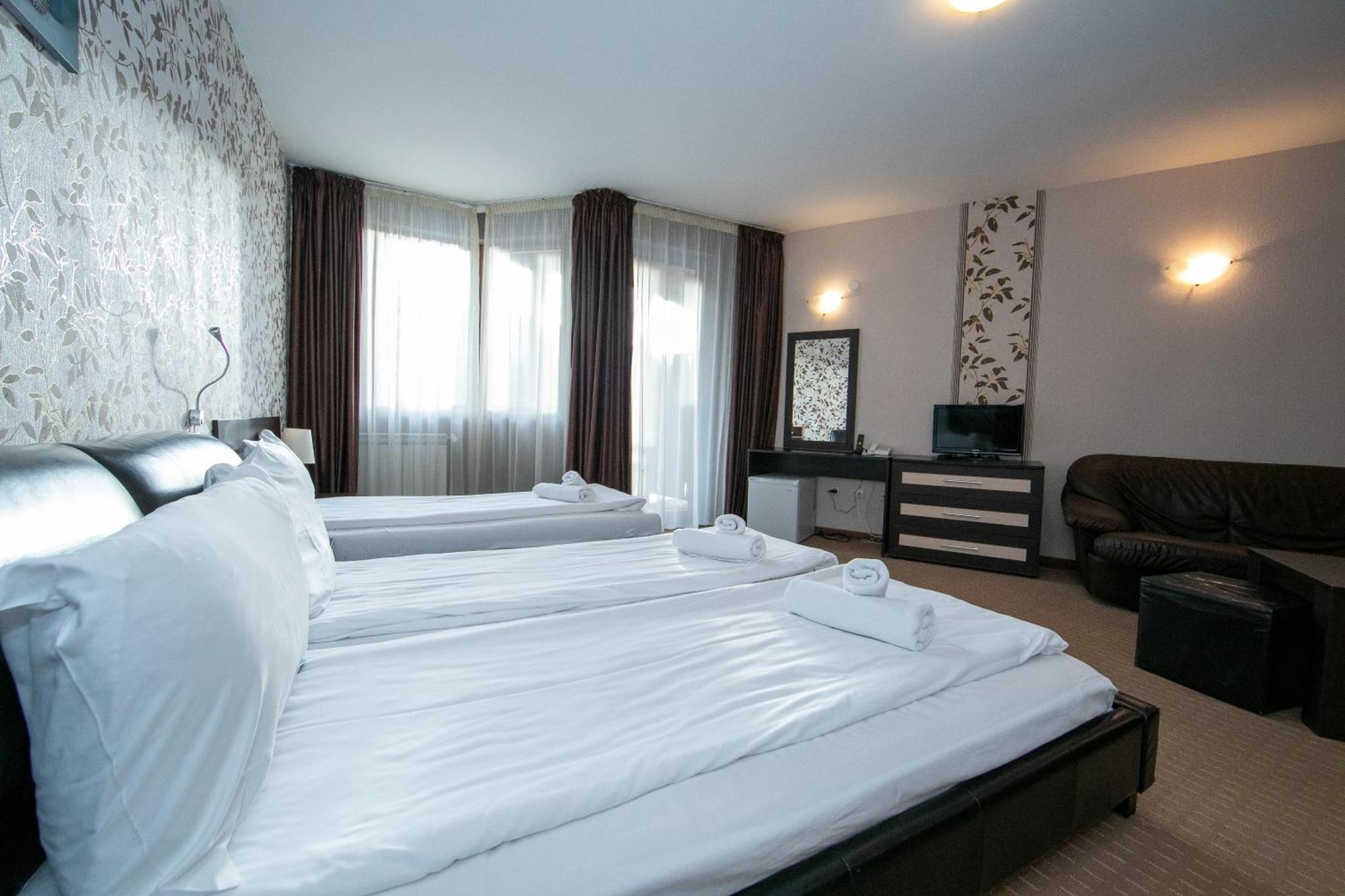 Hotel Iceberg ボロヴェッツ エクステリア 写真